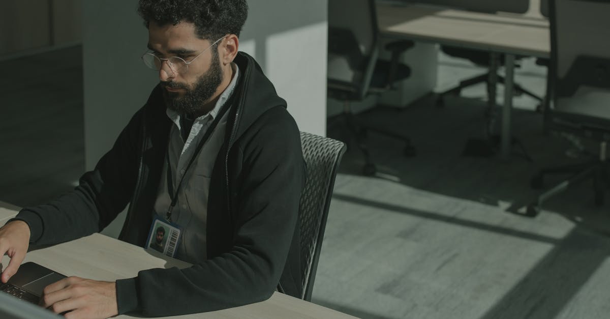 分享通信实名账号：t0交易开户平台