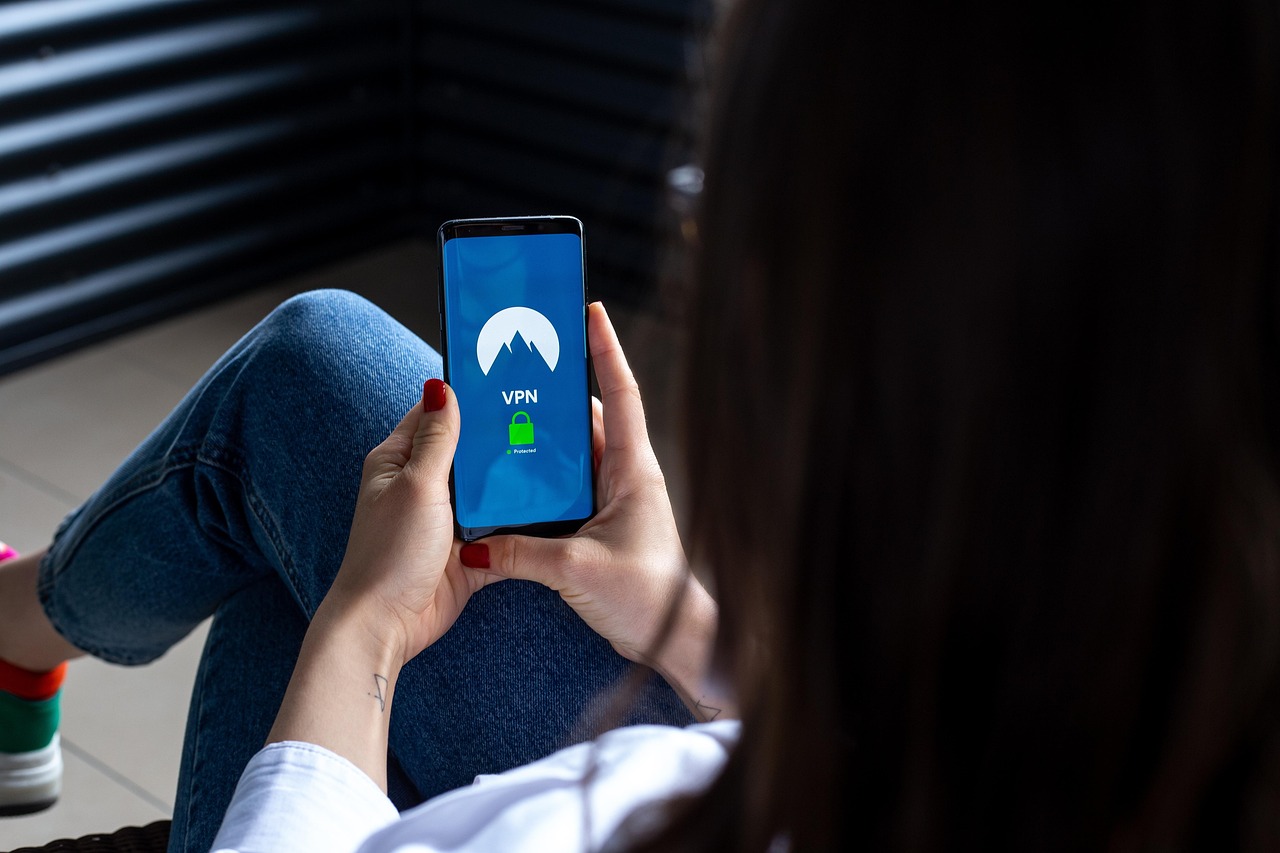 中期移动实名账号：唯品会app详情下载教程不了